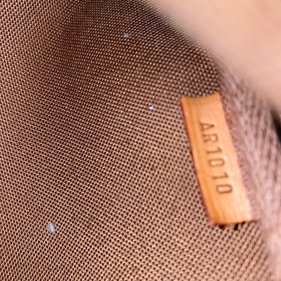 Louis Vuitton pochette accessorie - Picture 3 of 15